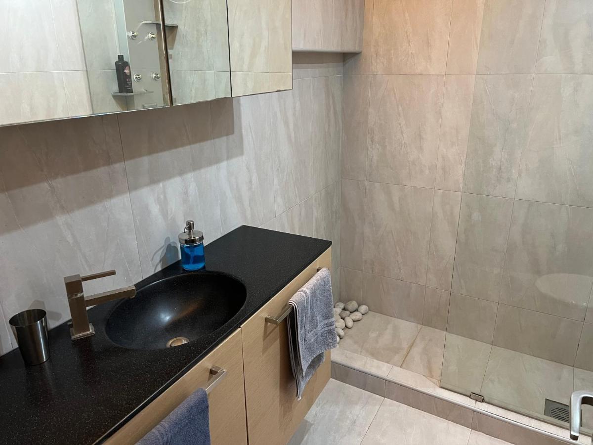 Glyfada Coast Studio Apartman Athén Kültér fotó